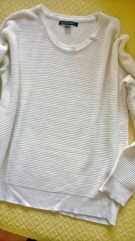 Svetrik s velkym rolakom  36/38 - s/m, s