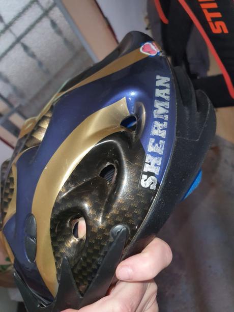 Pánska cyklo prilba, l