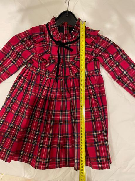 Vianočné šaty, 98