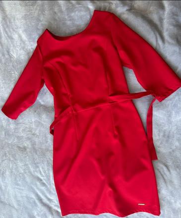 Červené šaty s opaskom adika, l