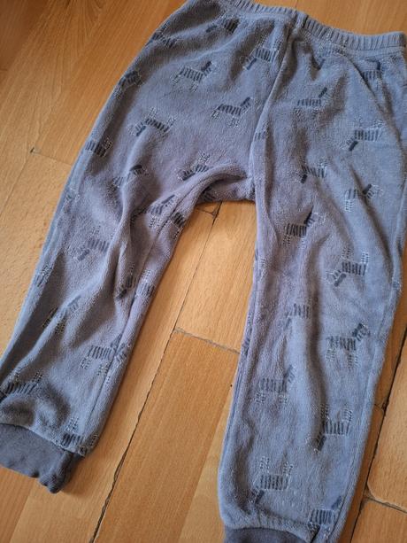 Tepláky, zara,104
