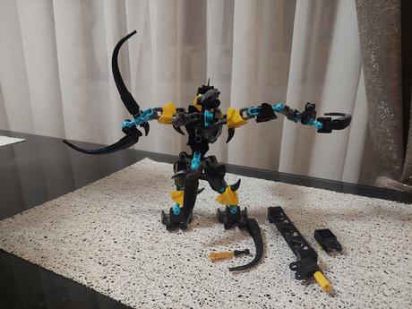 Lego hero factory létavec,