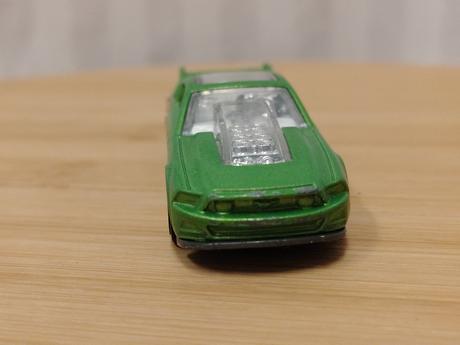 Zb auto 13 ford mustang gt hot wheels 2012 mattel,