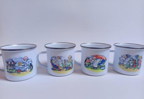 Smaltované hrnčeky s retro obrázkami, 