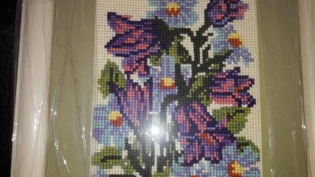 Vyšívany obraz kvety, 