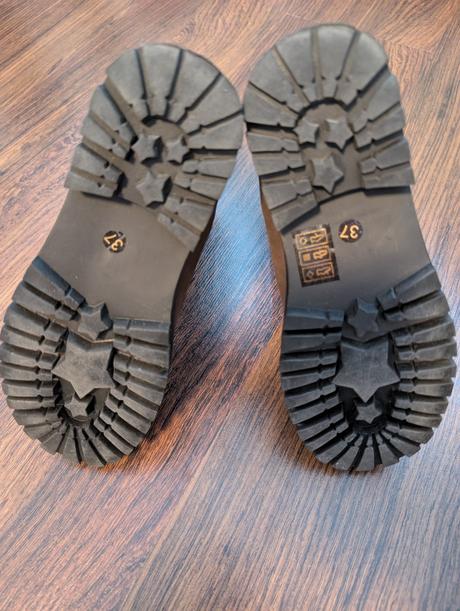 Čižmy, reserved,36