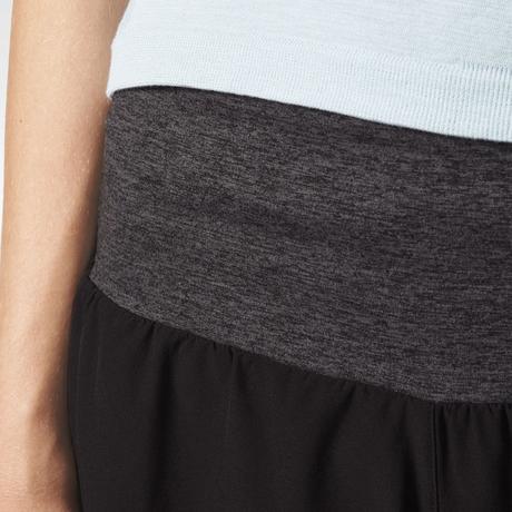 Šortky adidas xs, sedí na s, xs