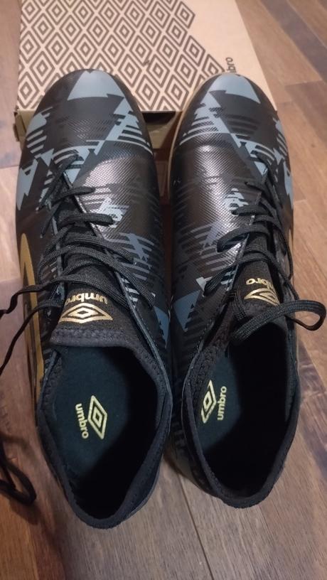 Pánska halová obuv - halovky umbro formation iii, 45