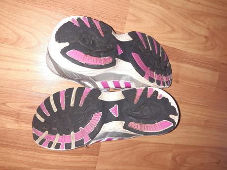 Botasky, adidas,32