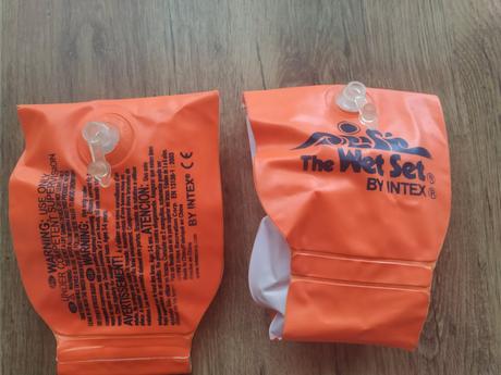 Intex - rukávniky na plávanie,