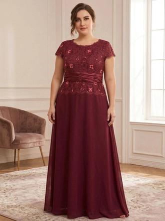 Spoločenské šaty  veľkosť xl/xxl, xl / xxl