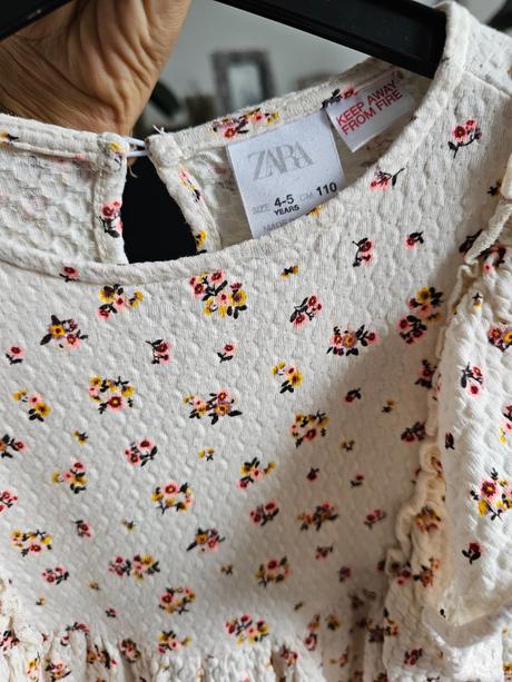 Kvietkované šaty zara, zara,110