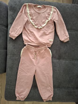 Tepláková súprava, 98