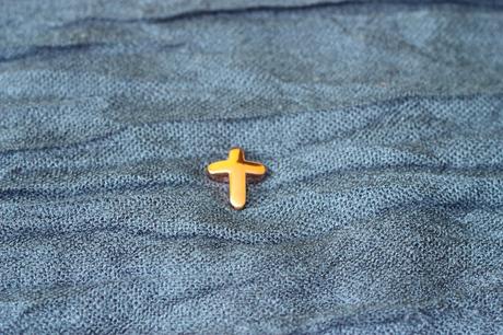 Prívesok kríž z chirurgickej ocele,