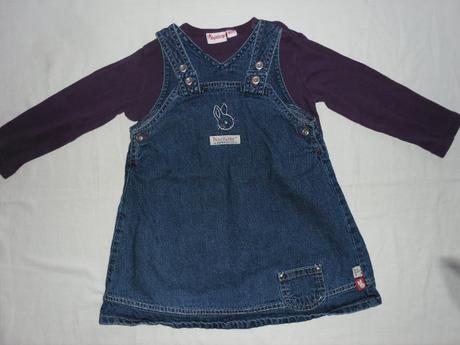 Riflové šaty s pulovrikom, 86