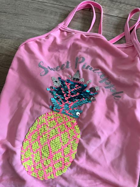 Plavky pre dievča, 98