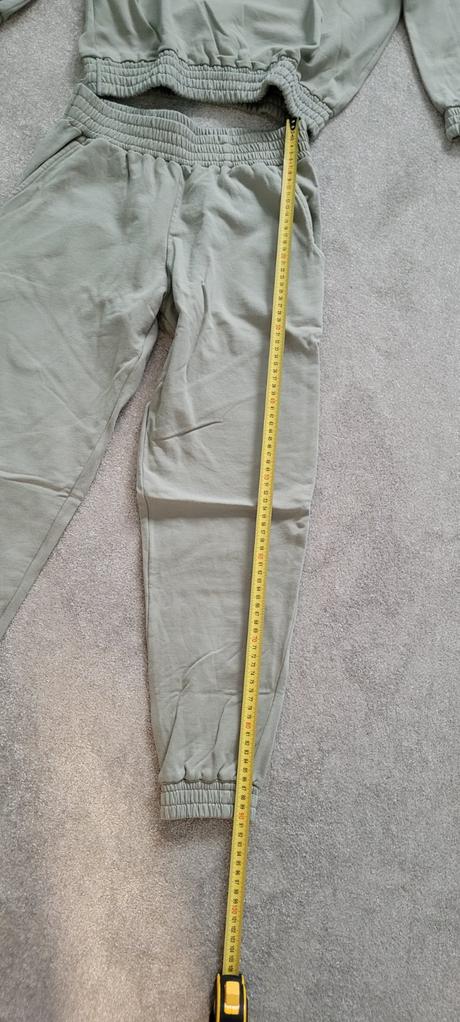 Olivova teplakova suprava, s