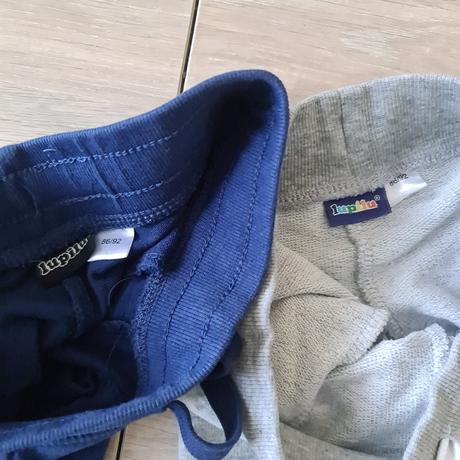 2x teplaky, lupilu,86