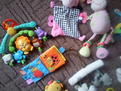 Predám "prvé" hračky veľmi dobrý stav,