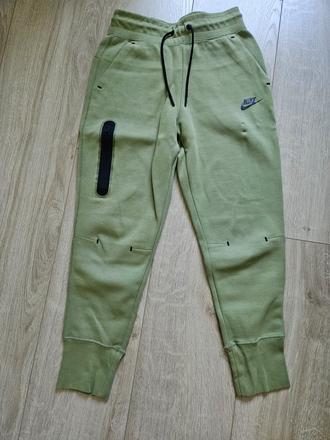 Tepláky nike, nike,140