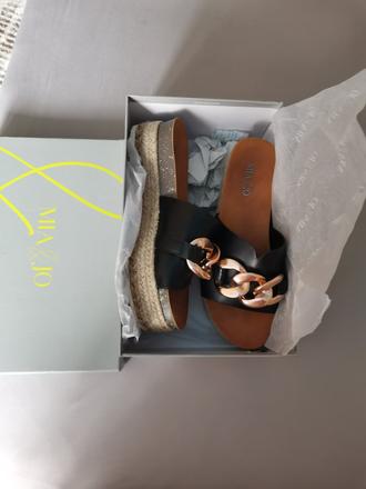 Slapky mia jo, 38