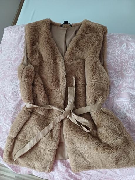 Vesta chlpatá/huňatá, s