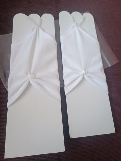 Rukavičky na 1.sv.prijimanie, 128