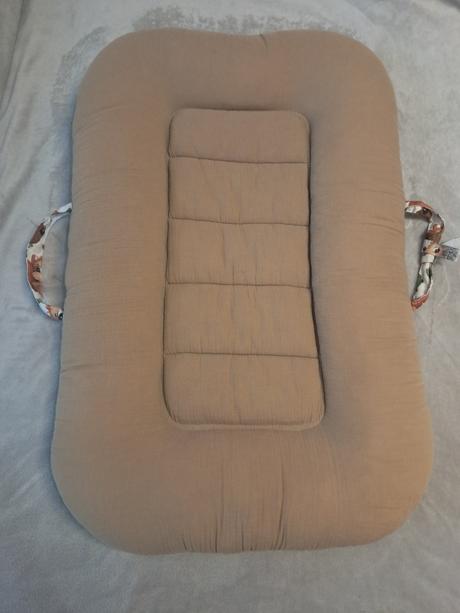 Hniezdo, šírka (cm): 55,dĺžka (cm): 80