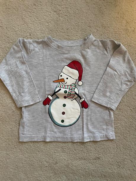 Snehuliakove tricko, 86