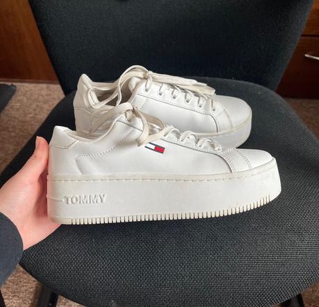 Tenisky na platforme, tommy hilfiger,37
