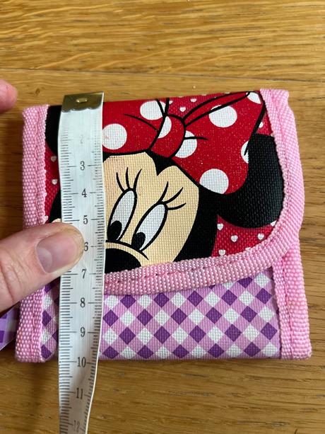 Dievcenska penazenka minnie, 