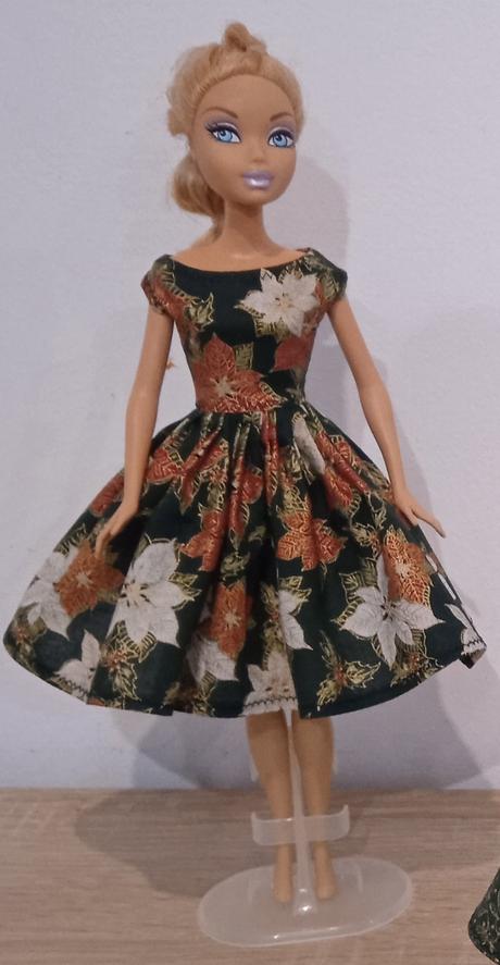 Vianočné šaty pre barbie, 