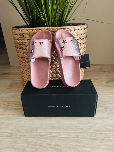 Skvelé šľapky značky tommy hilfiger, pc 35 eur, tommy hilfiger,35