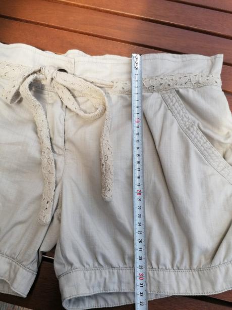 Dámske krátke nohavice, gaudi,40