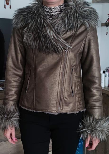 Predám dámsky kožuštek, m