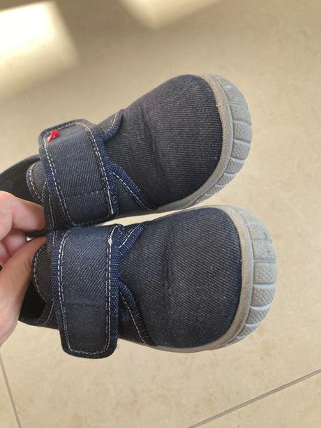 Tenisky/papuče, superfit,25