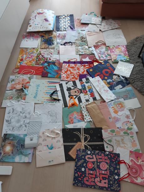 Veľký set vyše 50ks darčekových tašiek,