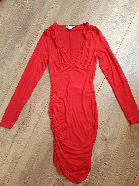 Cervene saty36, amisu,36