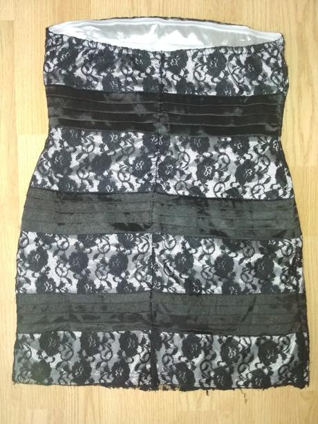 Čipkované minišaty, l