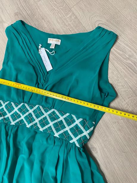 Elegantné šaty, 40