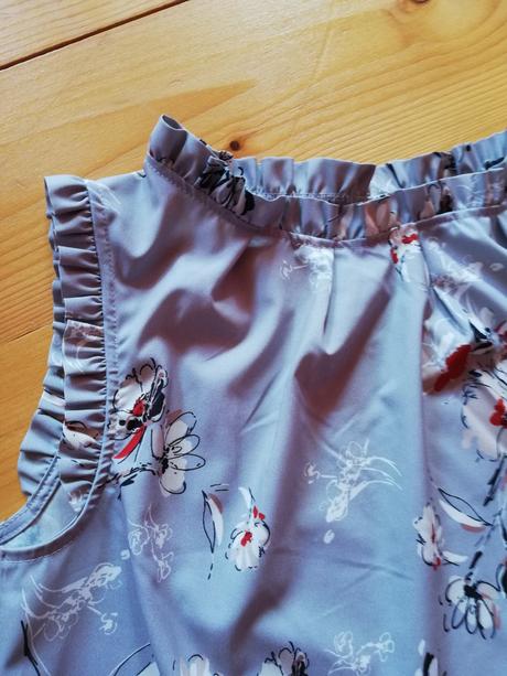 Predám dámsku blúzku, s