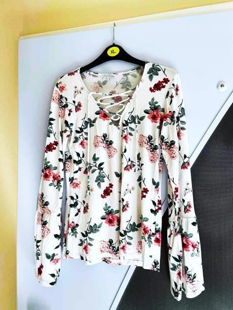 Romantické tričko, amisu,l