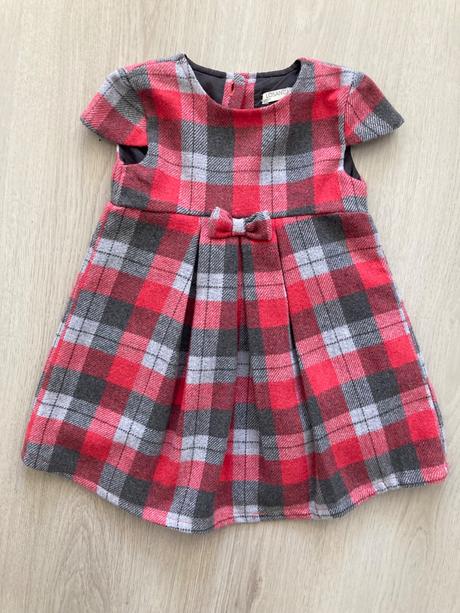 Vianočné saty kárované, 86