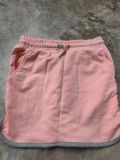 Športová suknička 122/128, 122