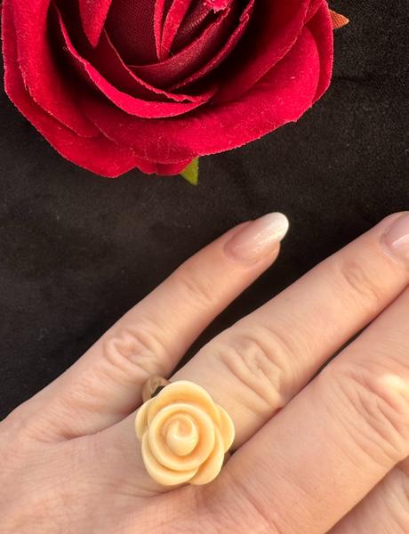 Dyrberg/kern - náušnice a prsteň, 