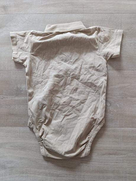 Body s krátkym rukávom, 92