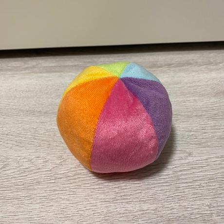 Plyšová loptička,