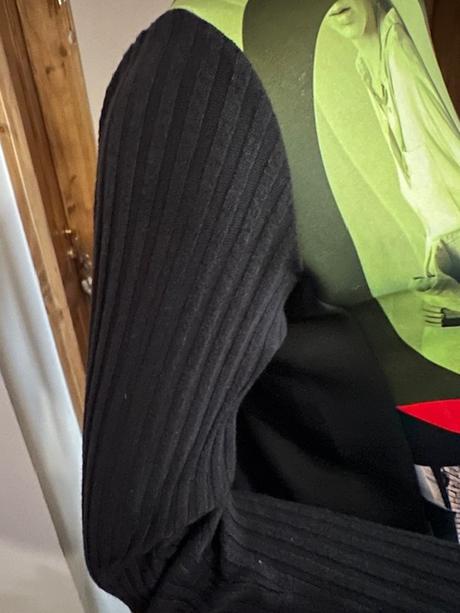 Čierny top s farebným vzorom zn. magenta, l / m