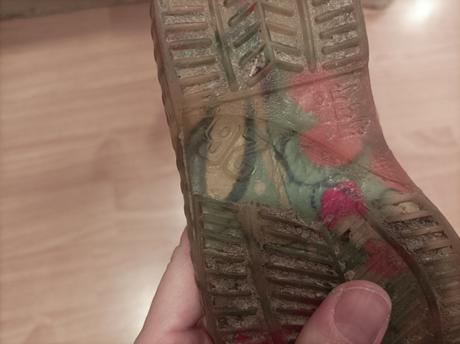 Dievčenské gumaky, 26