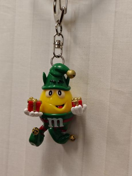Zberateľská figúrka žltý elf vianočná edícia m&m's, 